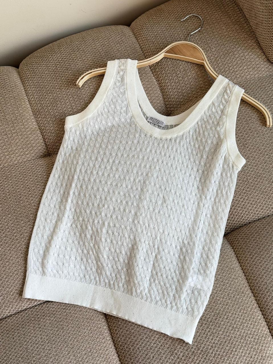 Ladies t-shirts & tops