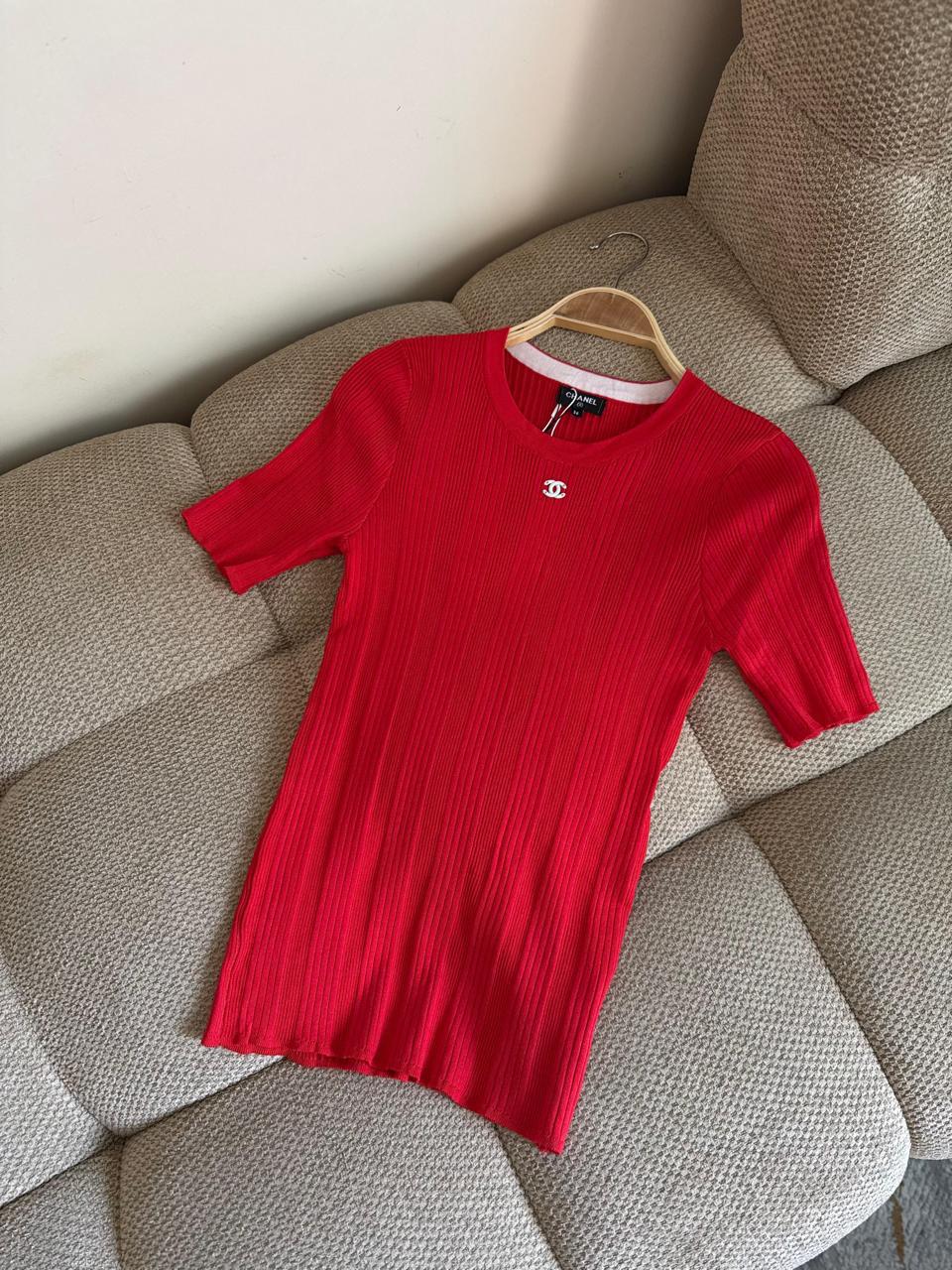 Ladies t-shirts & tops