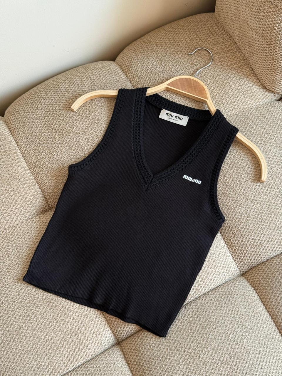 Ladies t-shirts & tops