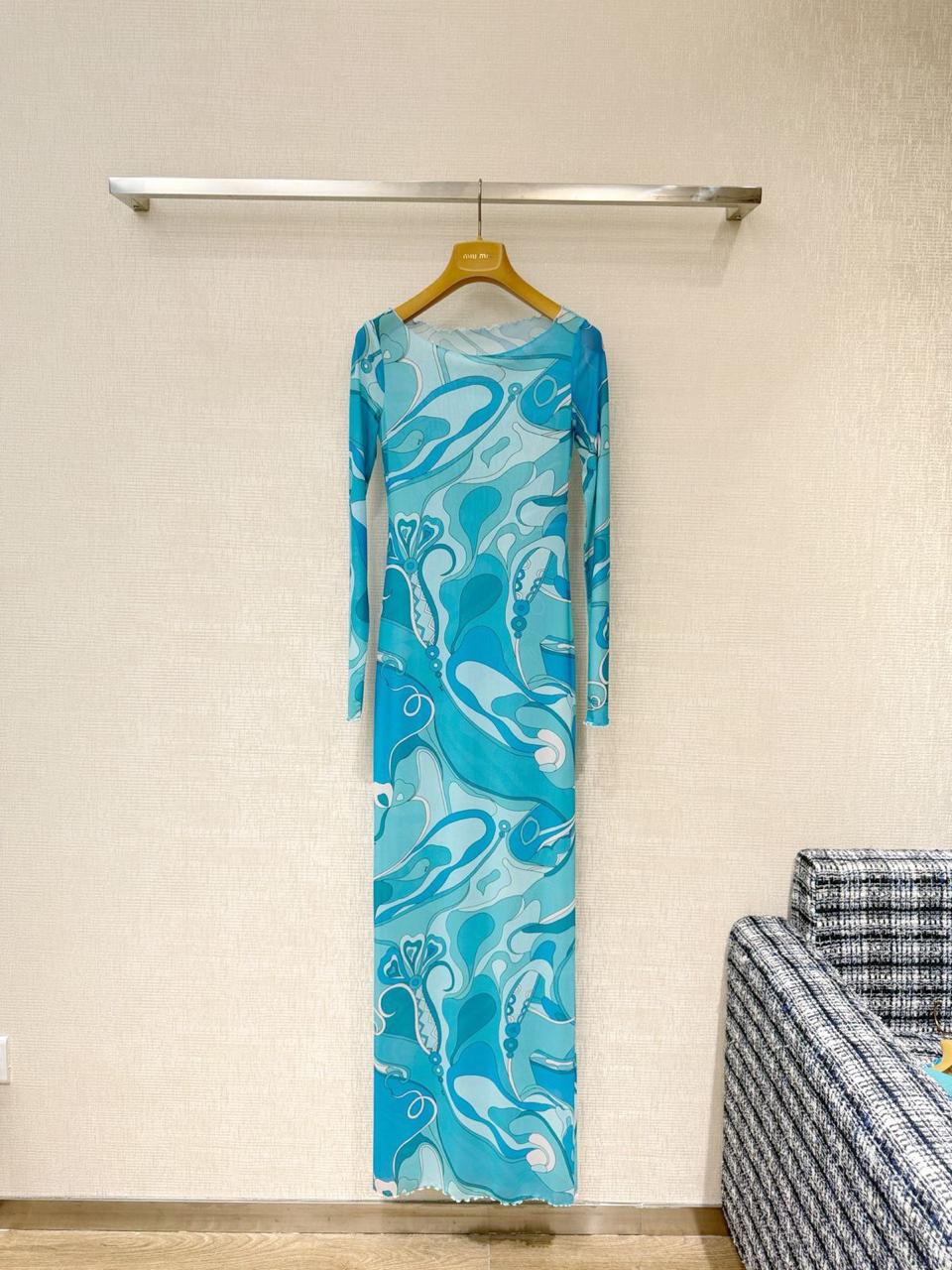 Ladies swimsuits & bikini