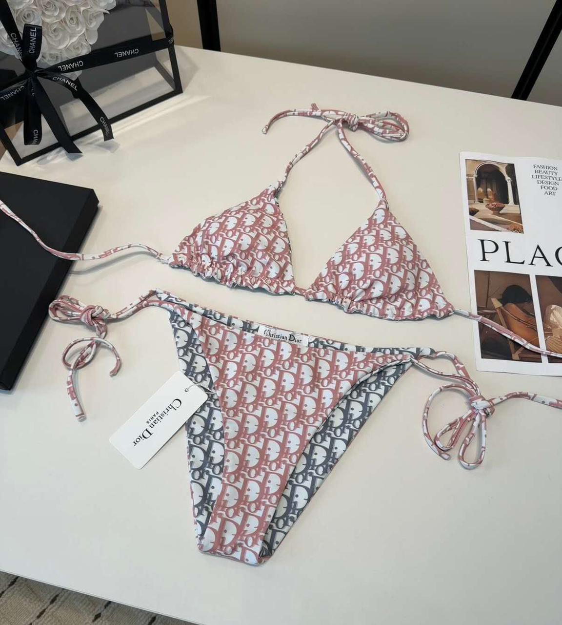 Ladies swimsuits & bikini