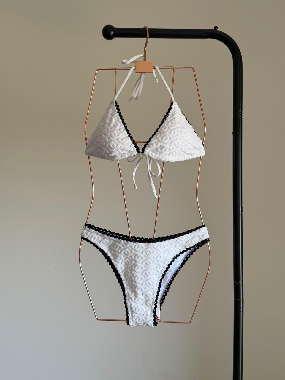 Ladies swimsuits & bikini