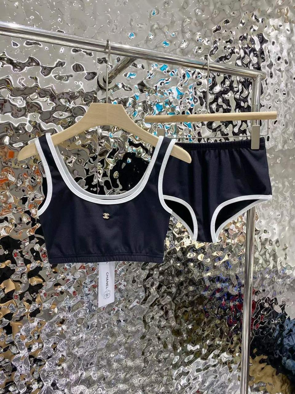 Ladies swimsuits & bikini