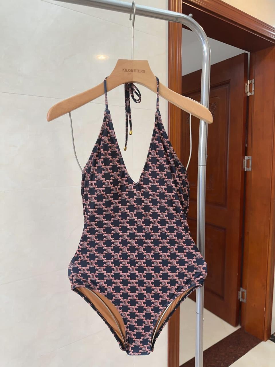 Ladies swimsuits & bikini
