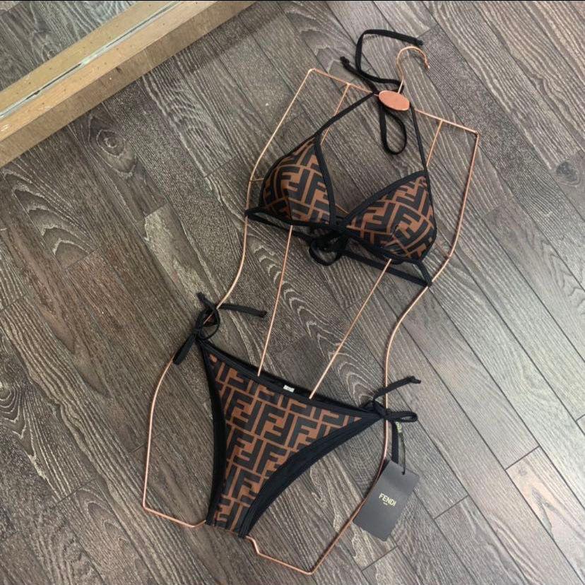 Ladies swimsuits & bikini