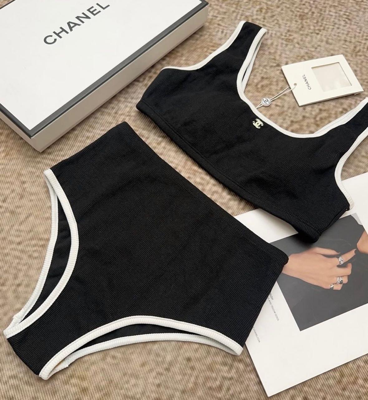 Ladies swimsuits & bikini