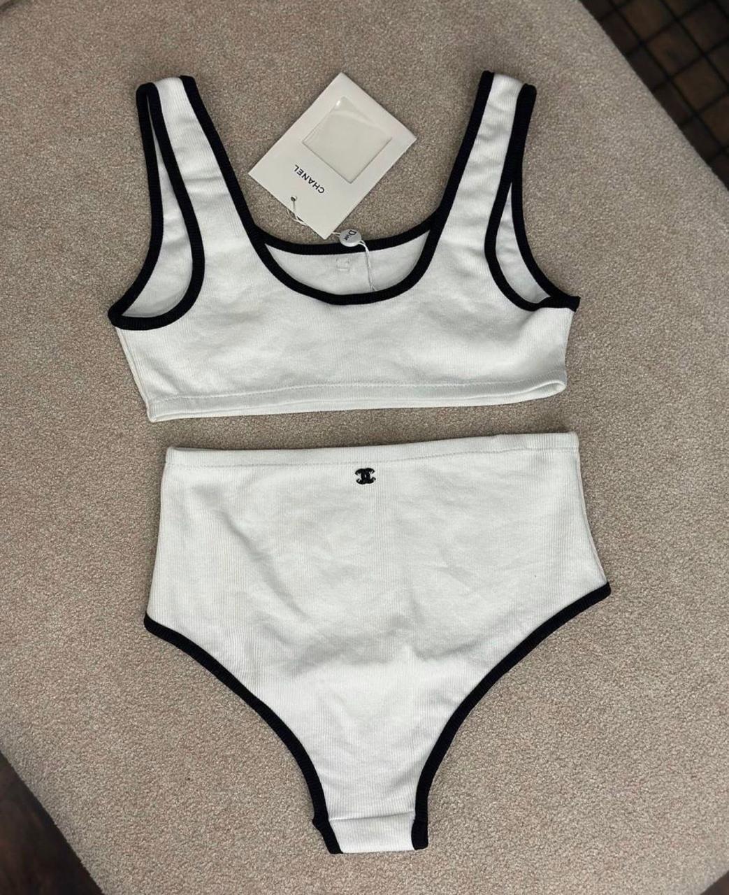 Ladies swimsuits & bikini
