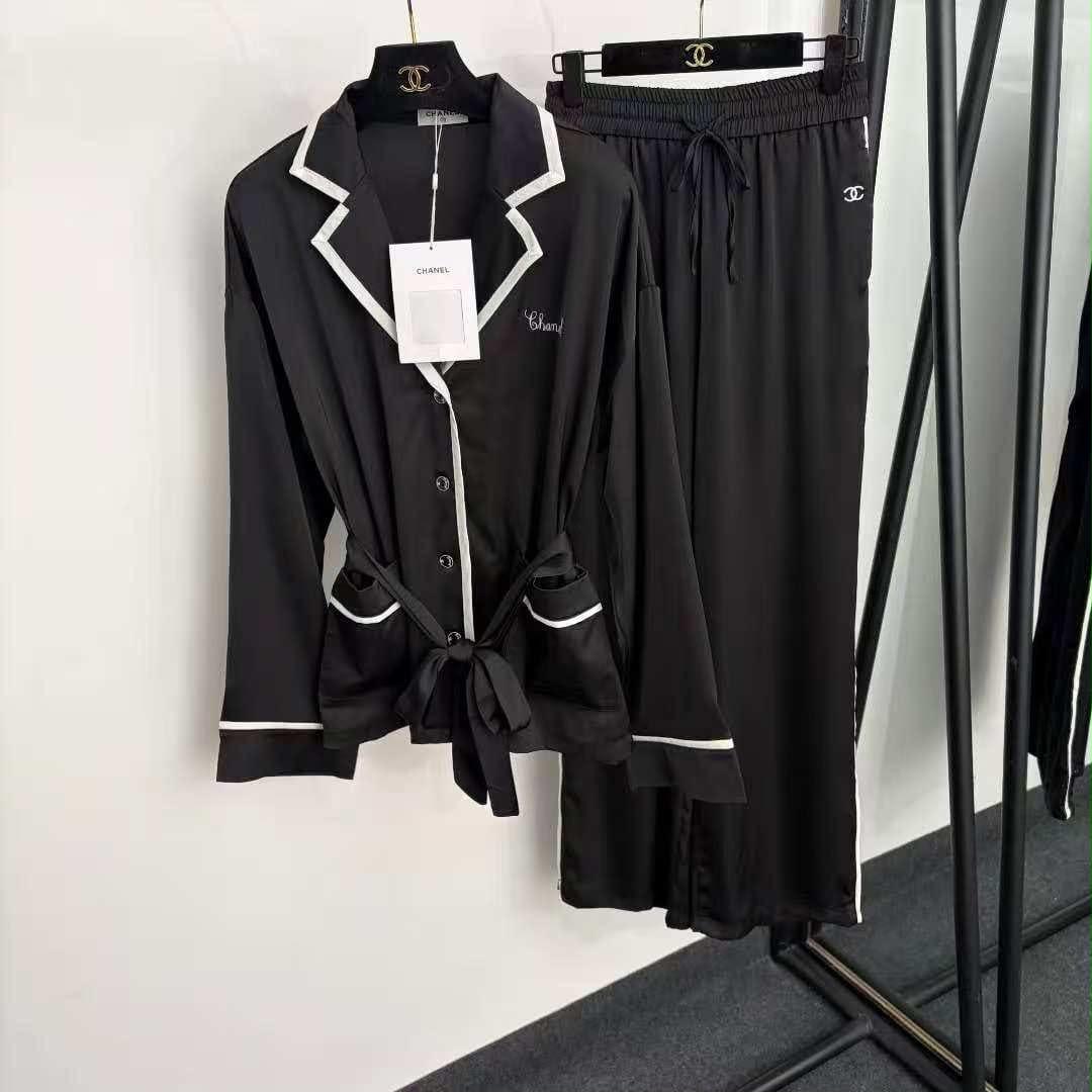 Ladies dresses