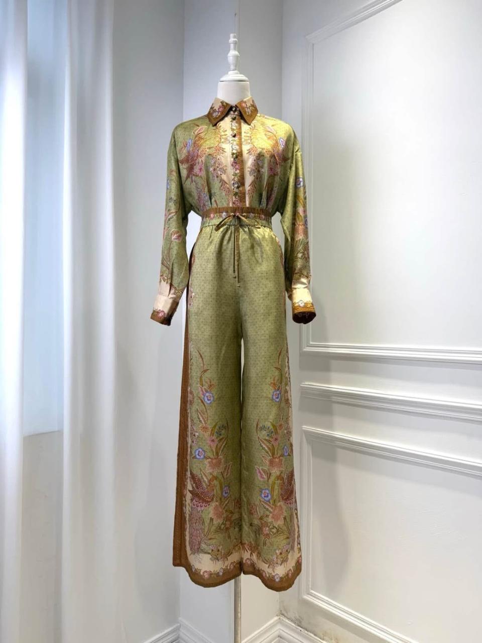 Ladies dresses