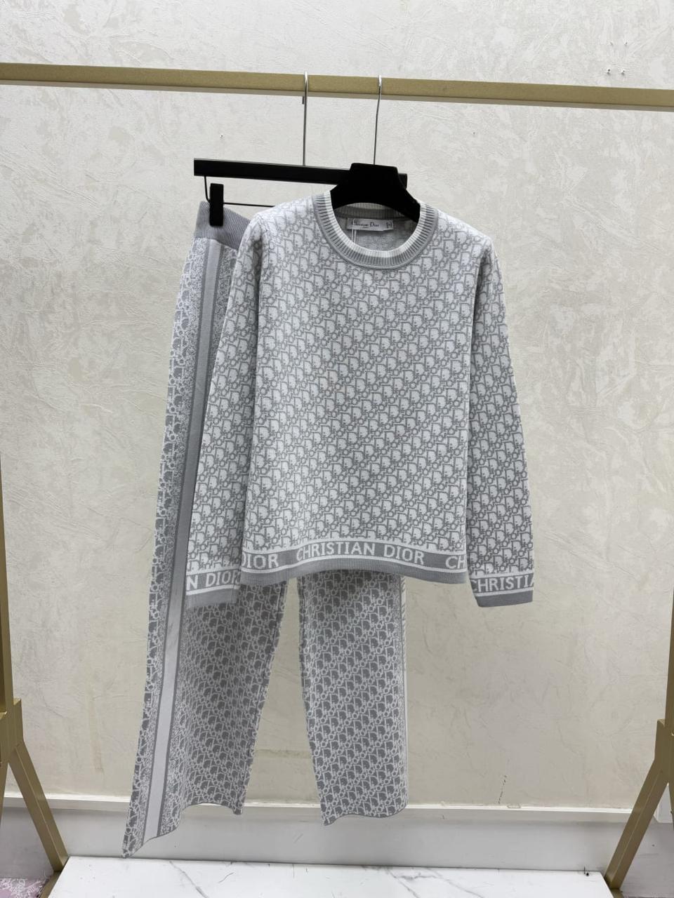 Ladies dresses
