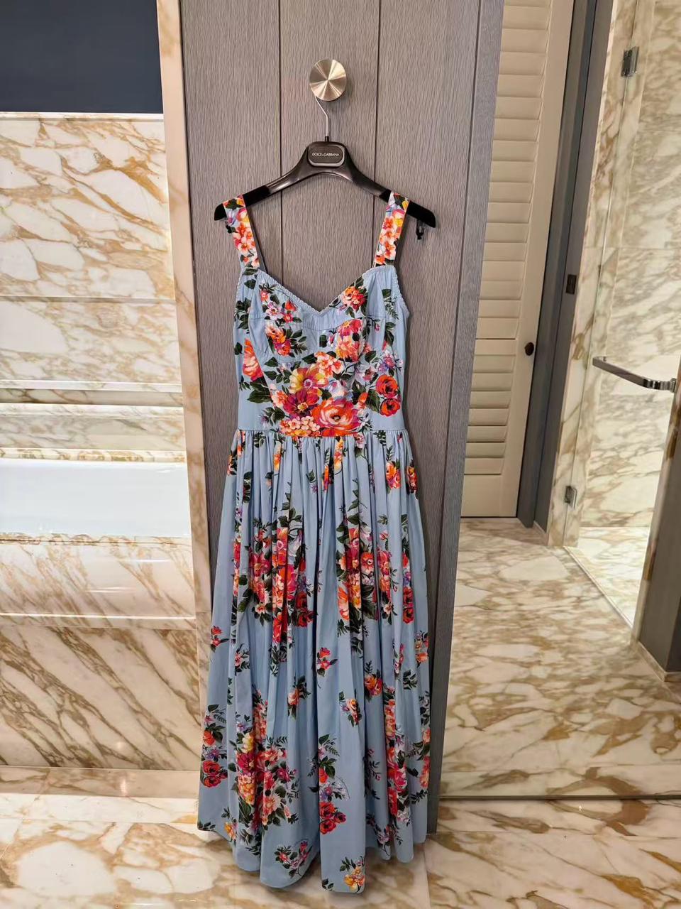 Ladies dresses