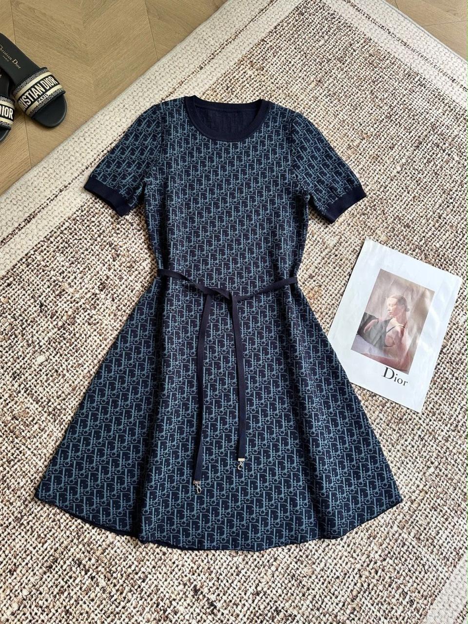 Ladies dresses
