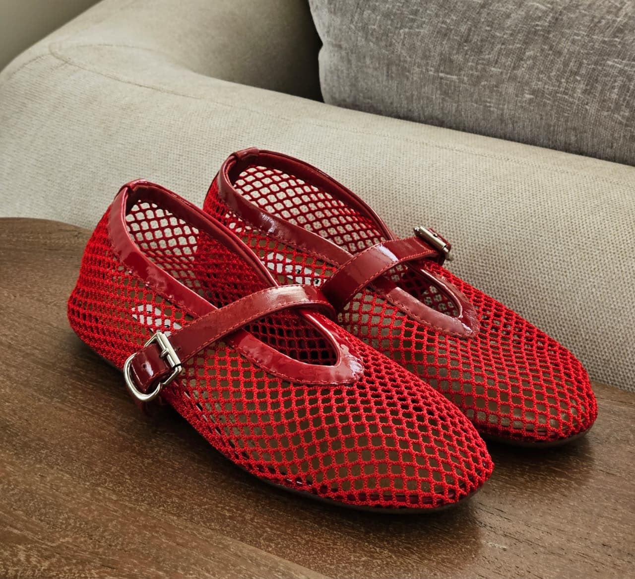 Ladies shoes