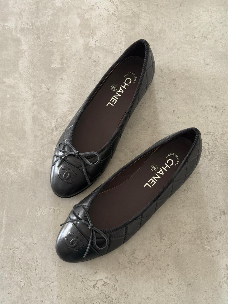 Ladies shoes
