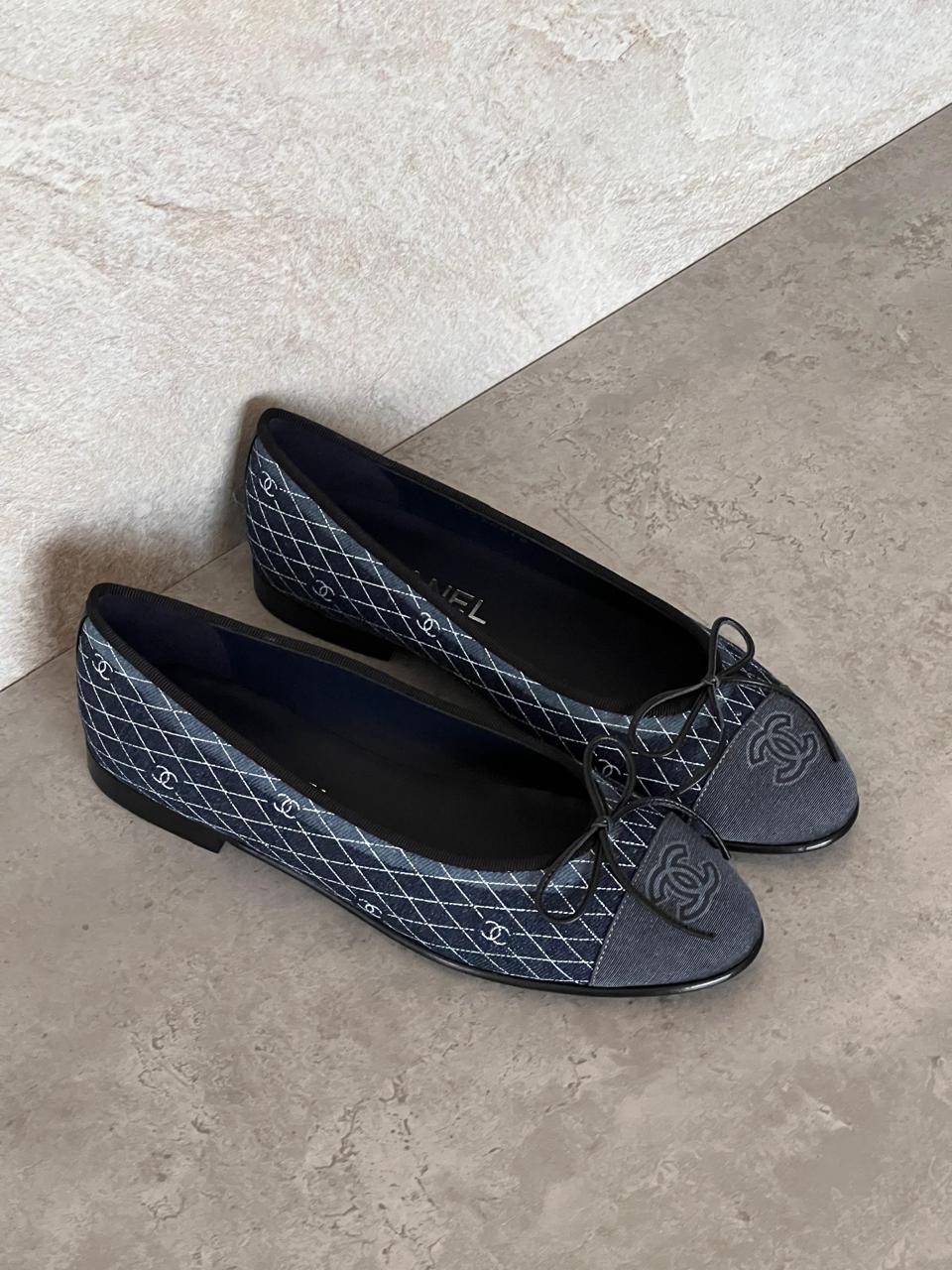Ladies shoes