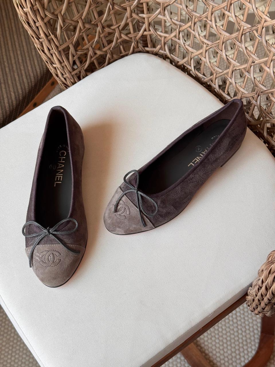 Ladies shoes