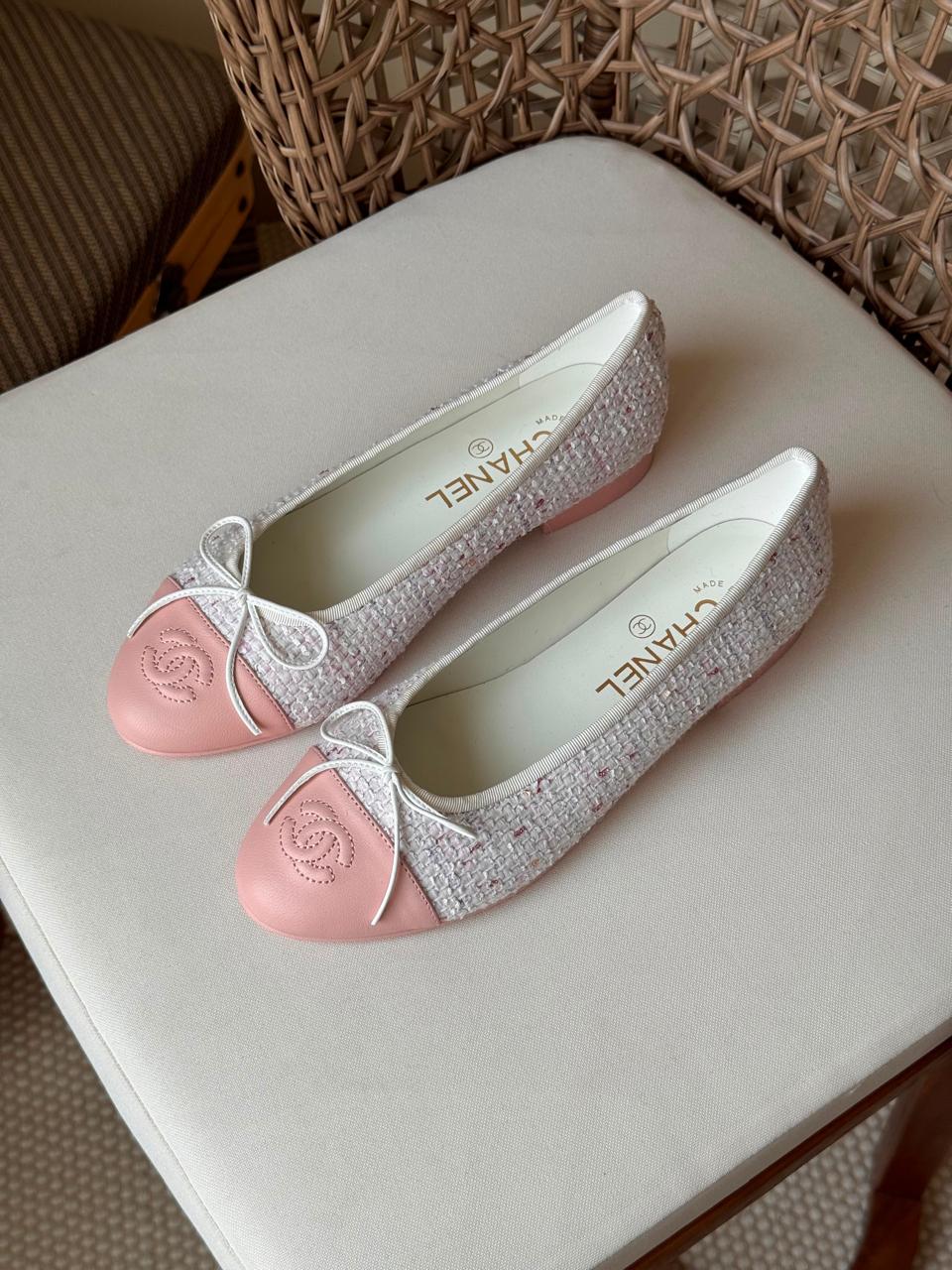 Ladies shoes