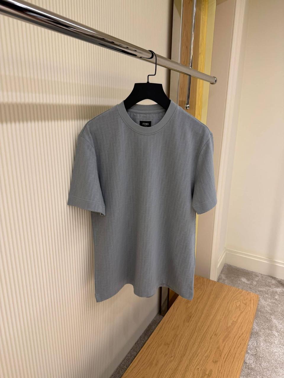 Men t-shirts