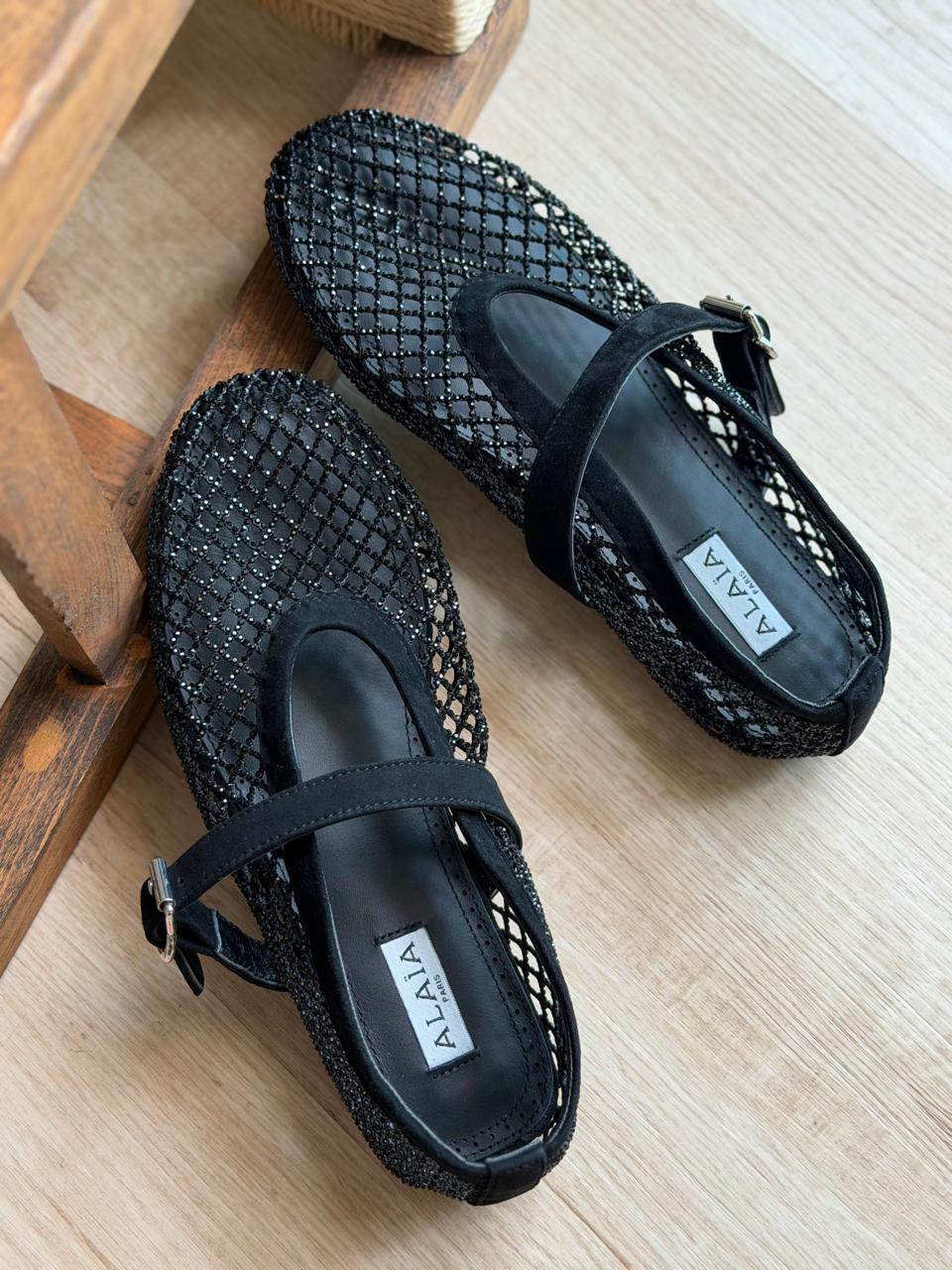 Ladies shoes