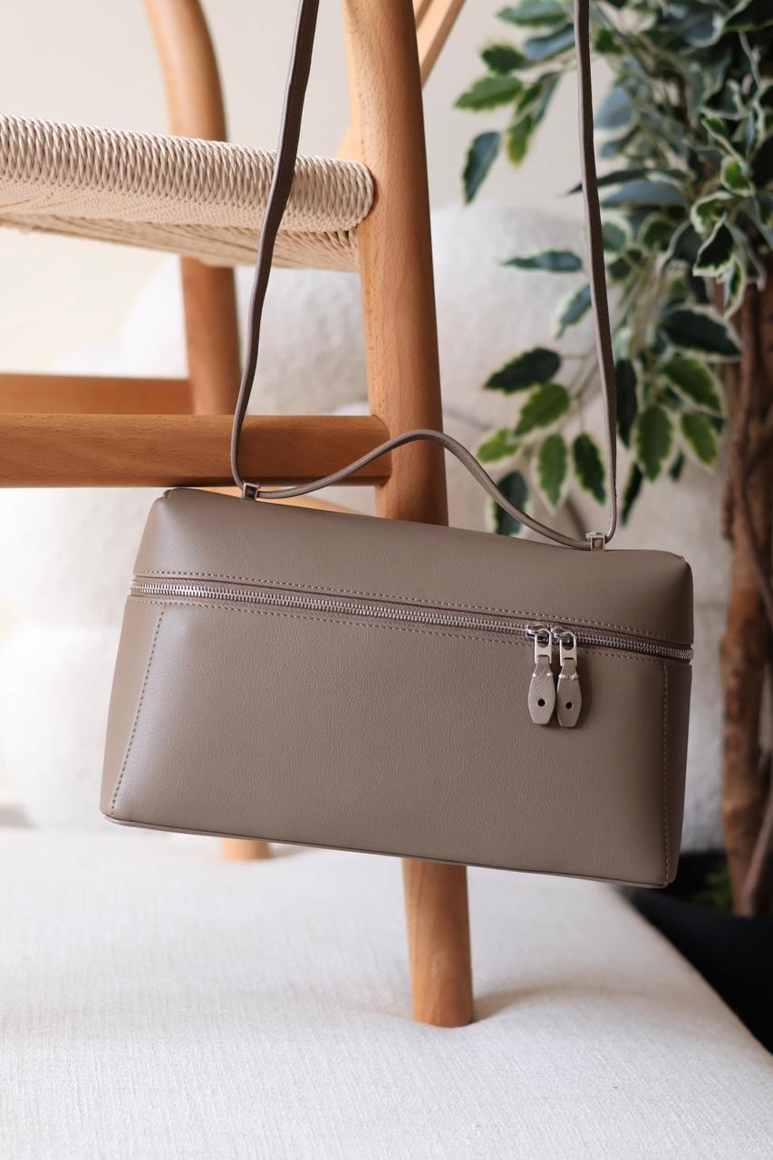 Ladies l*ro bags