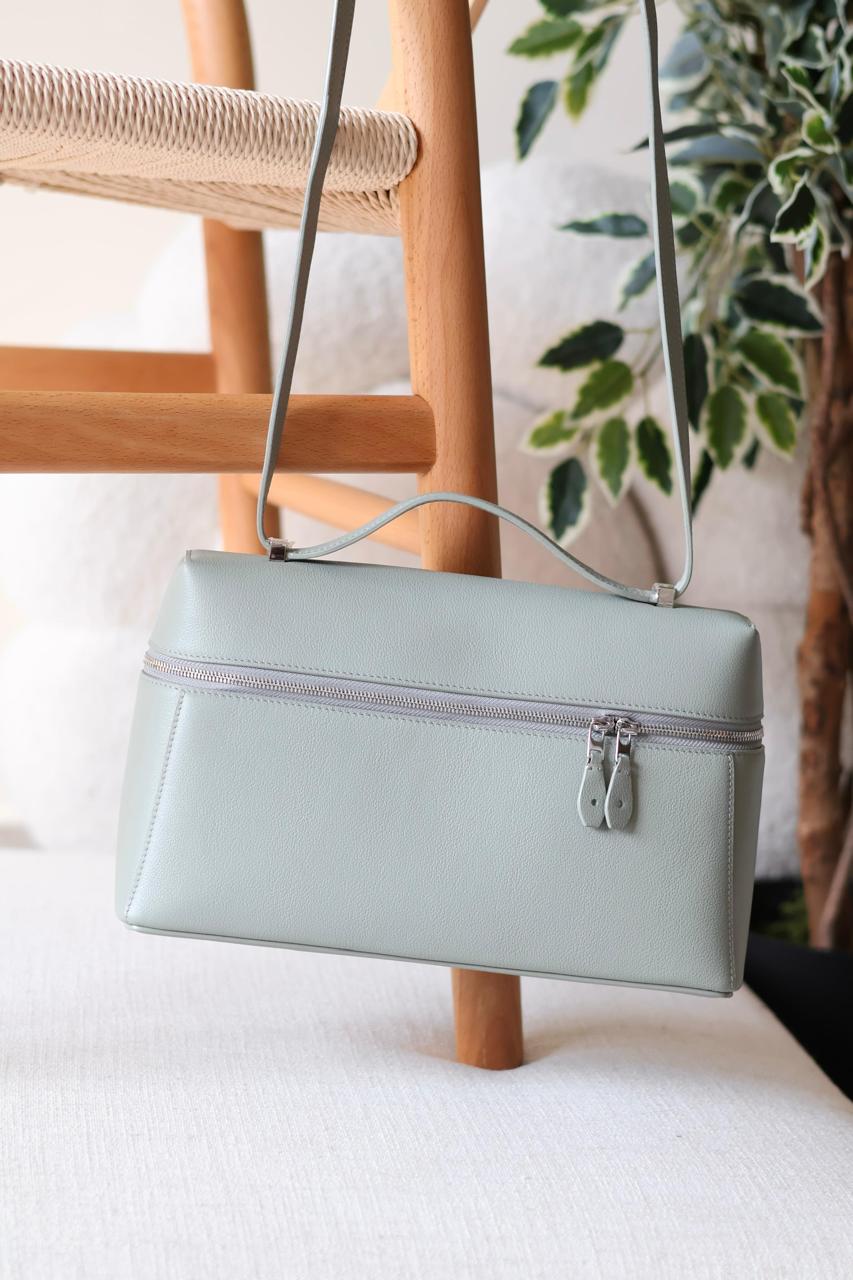 Ladies l*ro bags