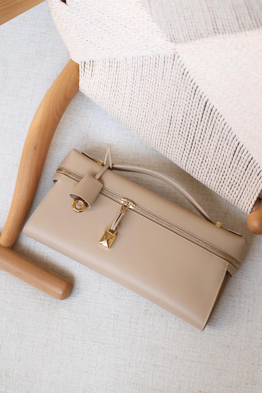Ladies l*ro bags