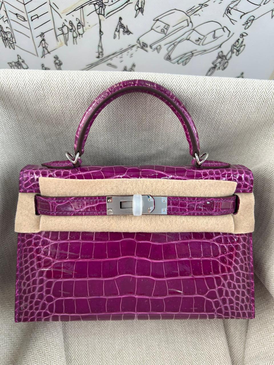 Ladies Herm**s bags