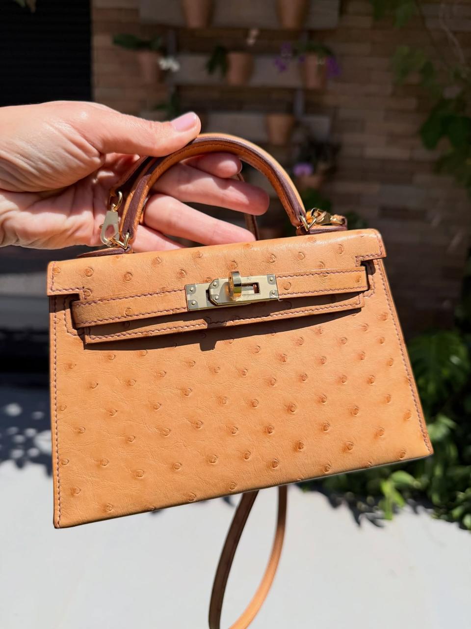 Ladies Herm**s bags
