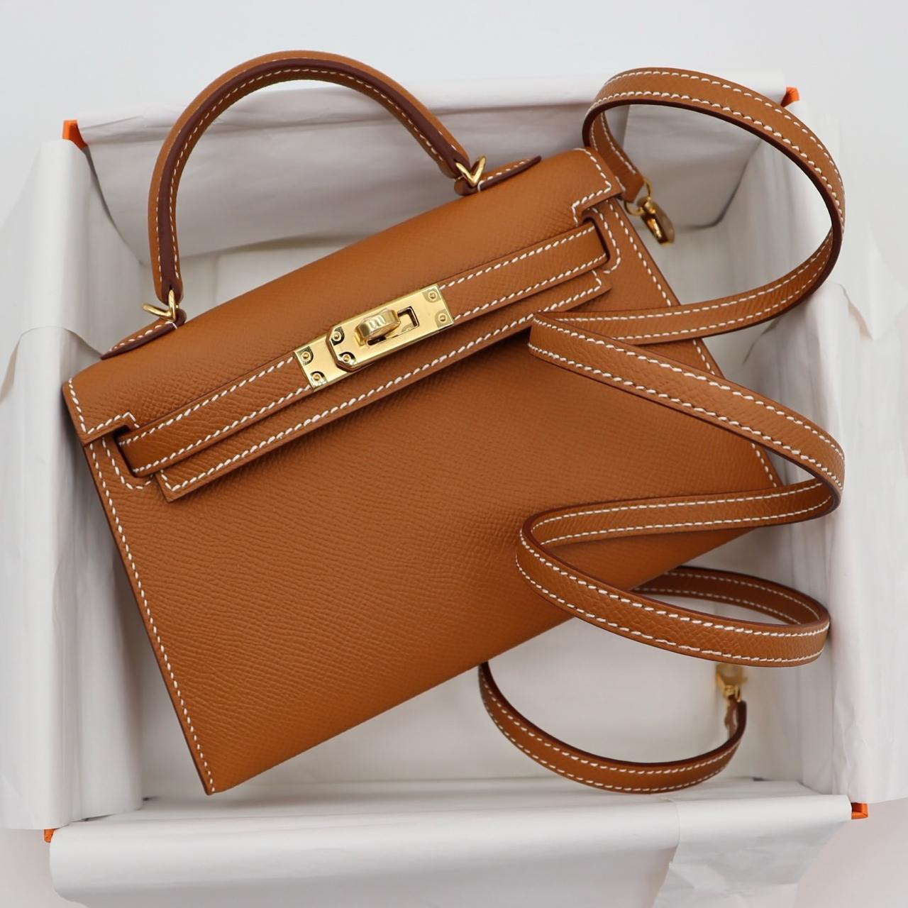 Ladies Herm**s bags
