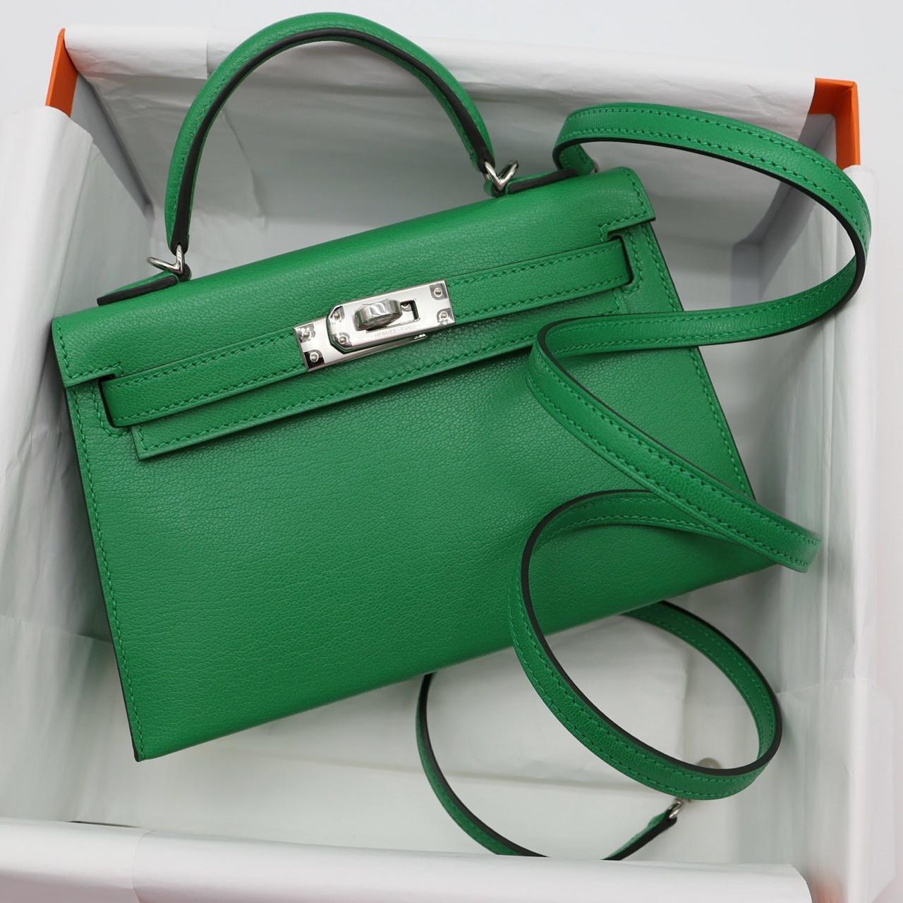 Ladies Herm**s bags