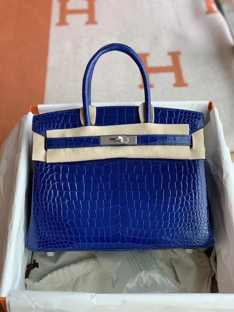 Ladies Herm**s bags