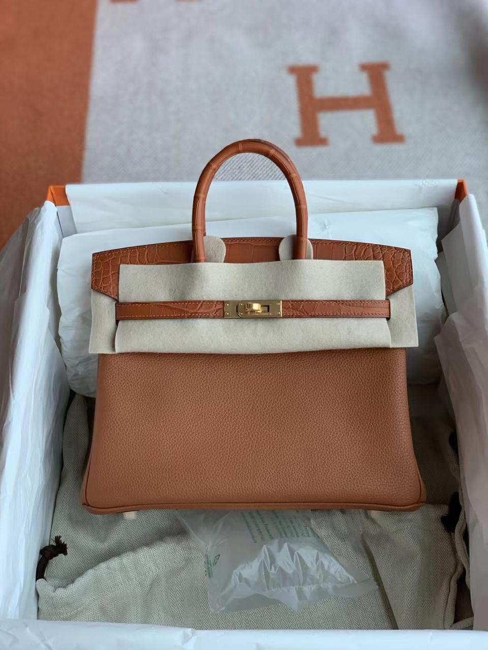 Ladies Herm**s bags