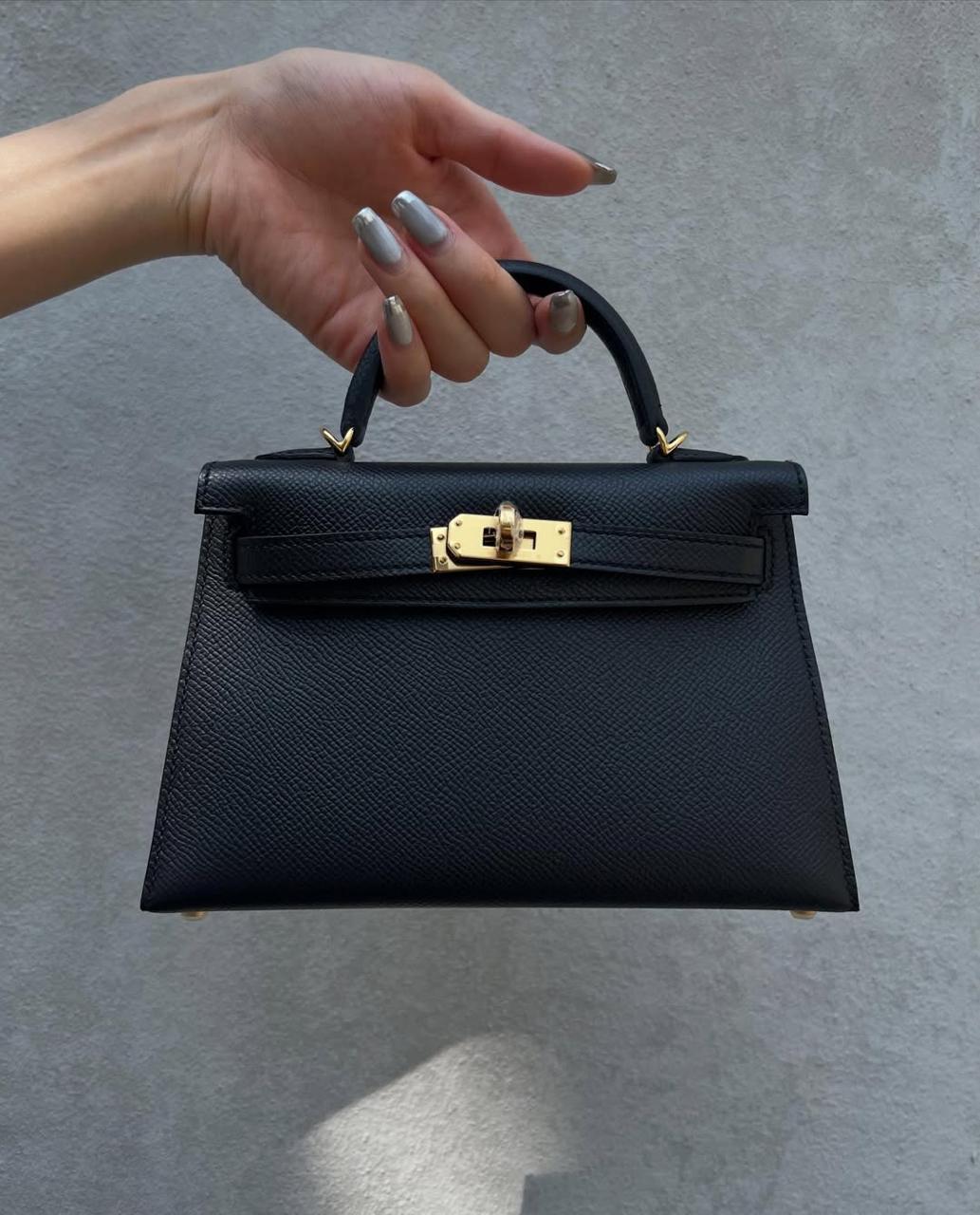 Ladies Herm**s bags