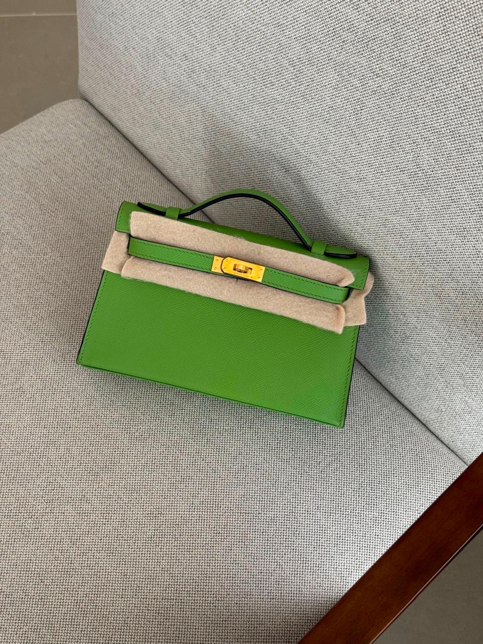 Ladies Herm**s bags