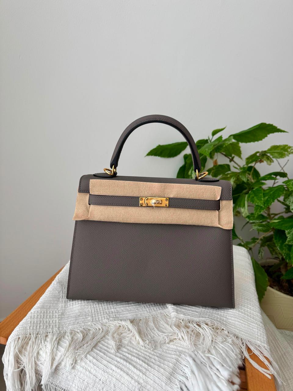 Ladies Herm**s bags