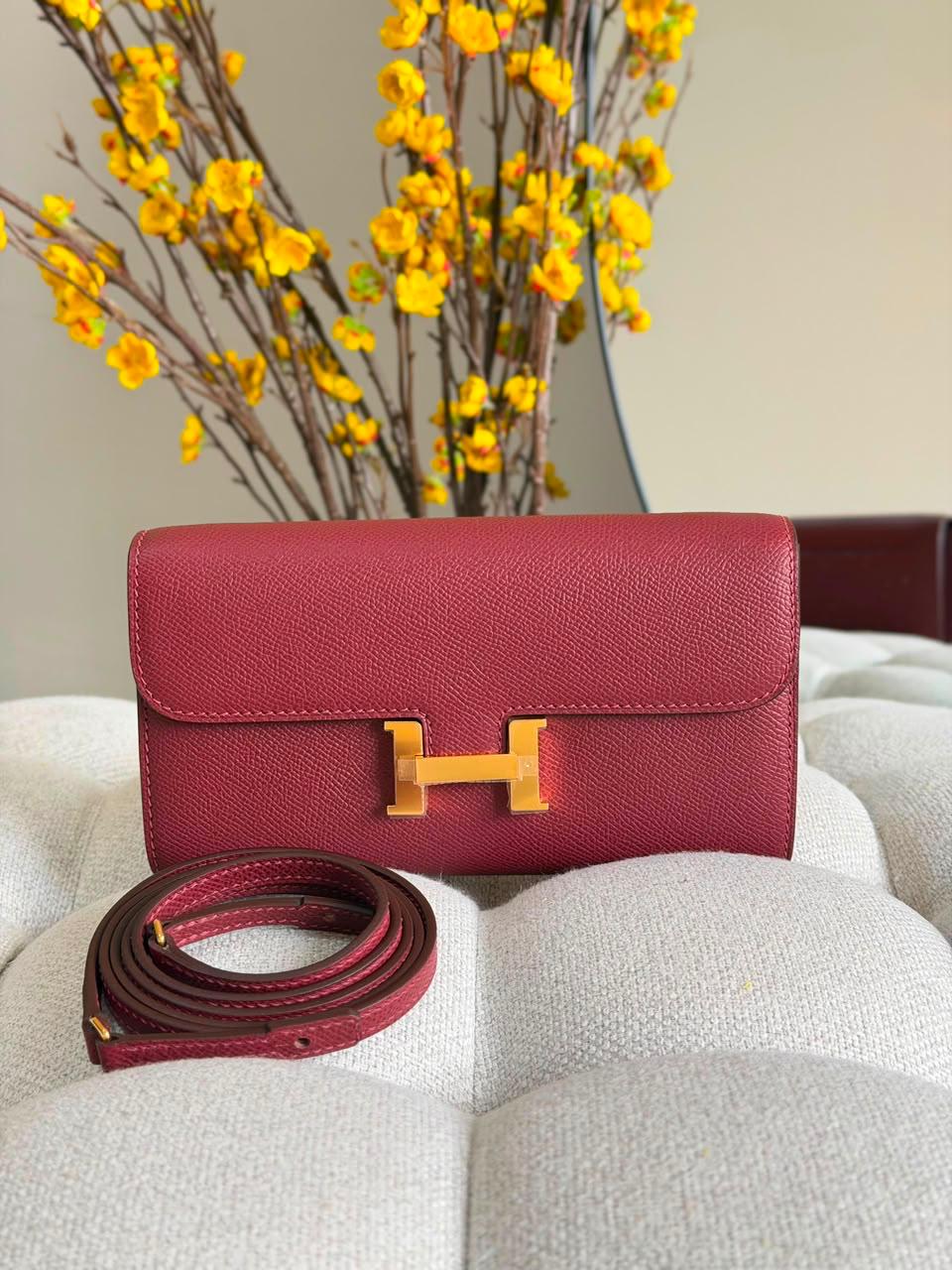Ladies Herm**s bags