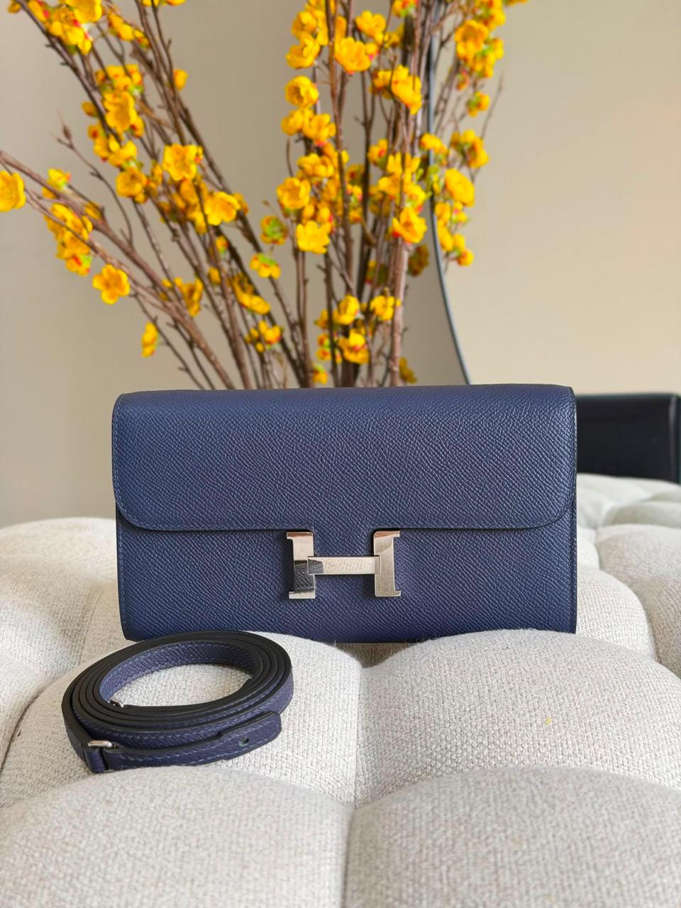 Ladies Herm**s bags