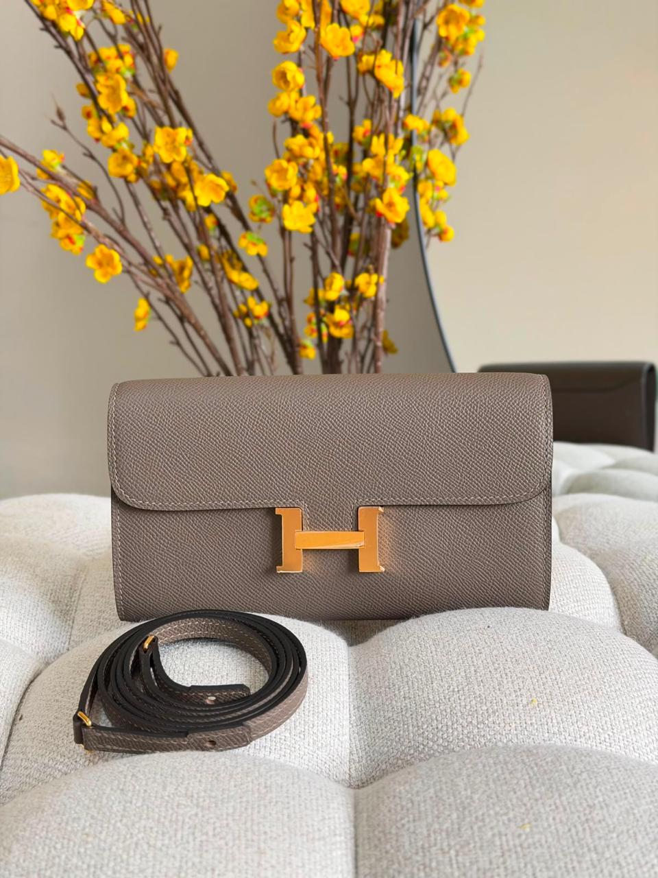 Ladies Herm**s bags