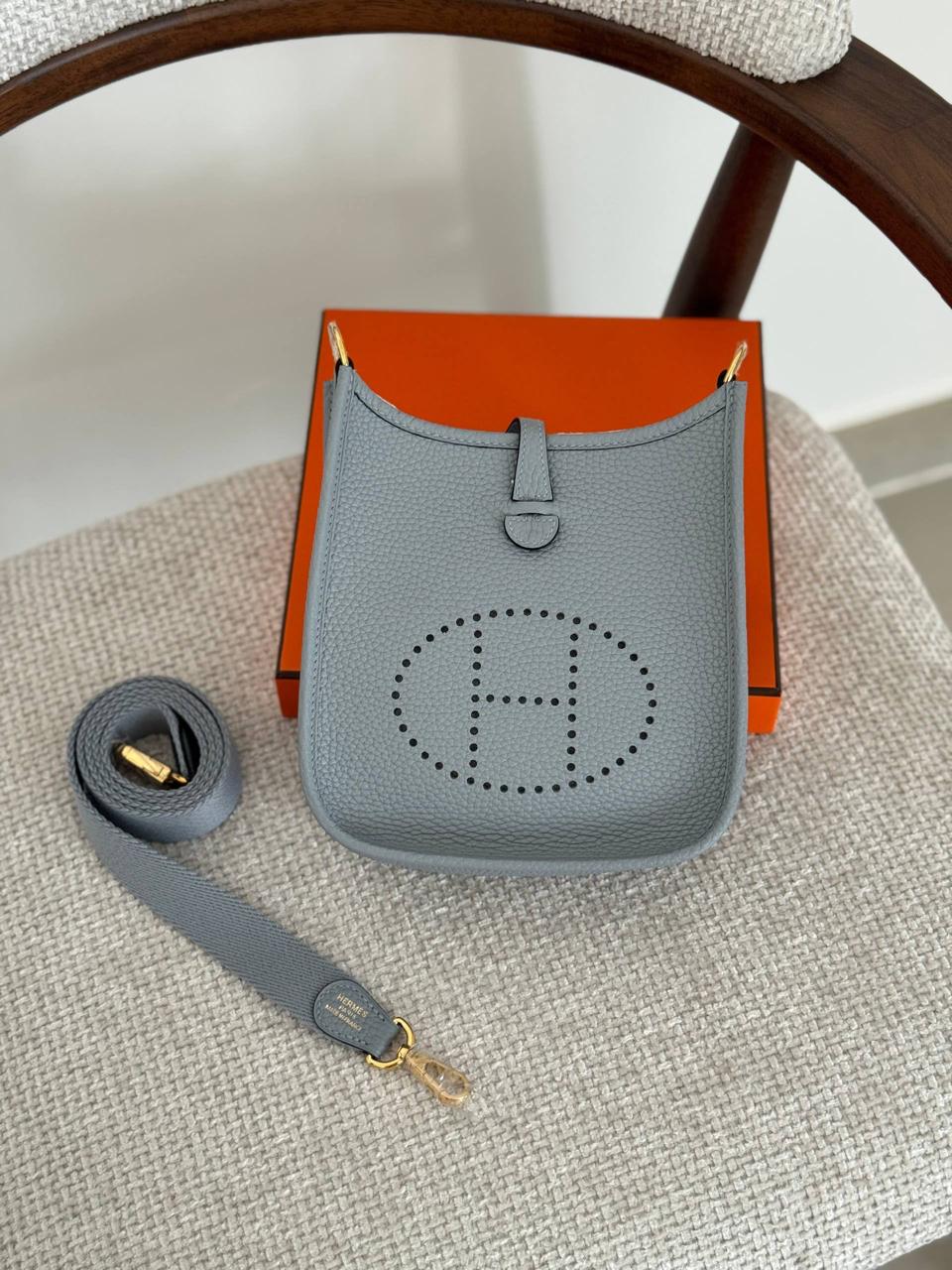 Ladies Herm**s bags