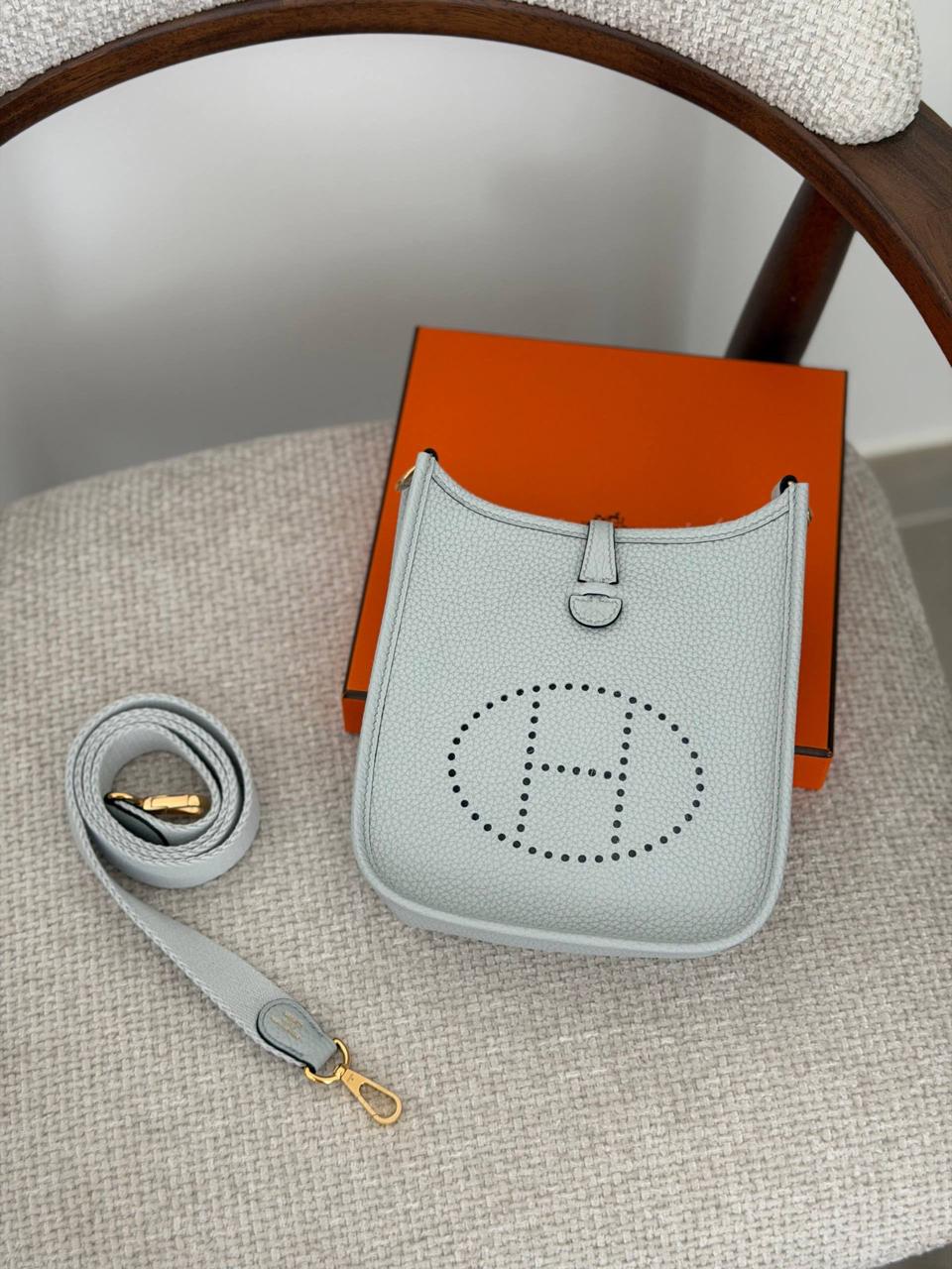 Ladies Herm**s bags