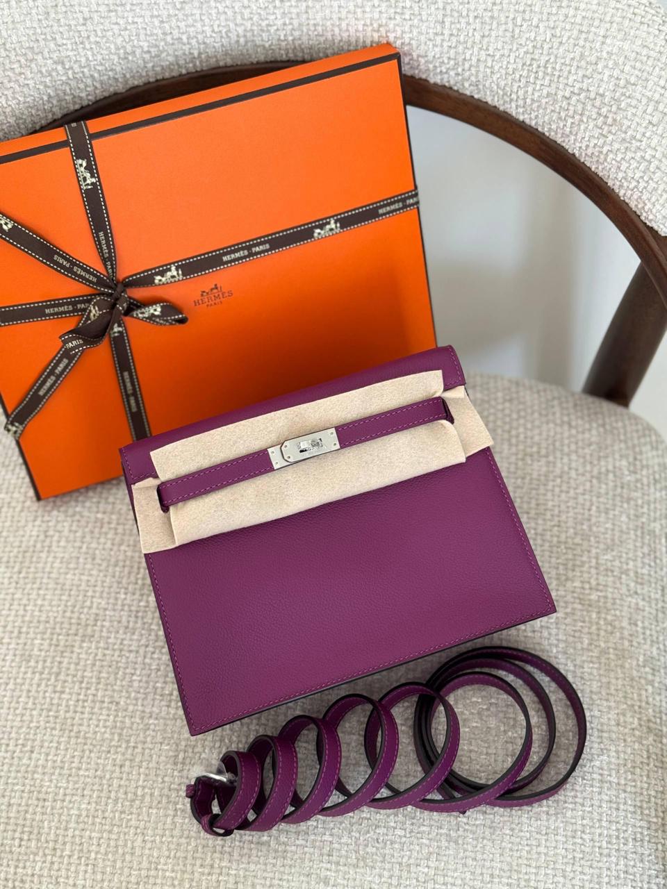 Ladies Herm**s bags