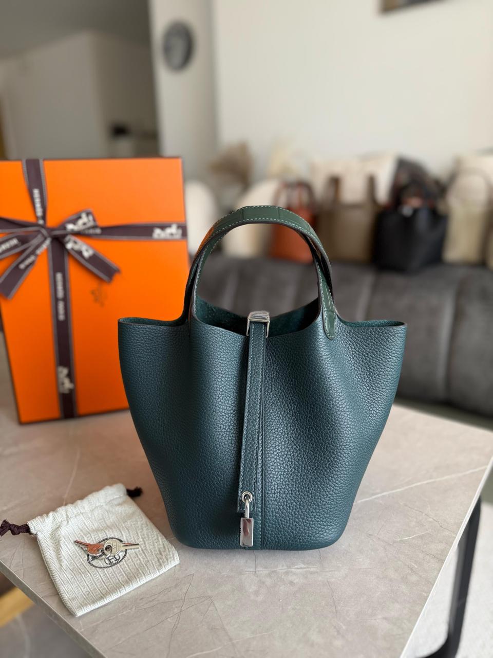 Ladies Herm**s bags