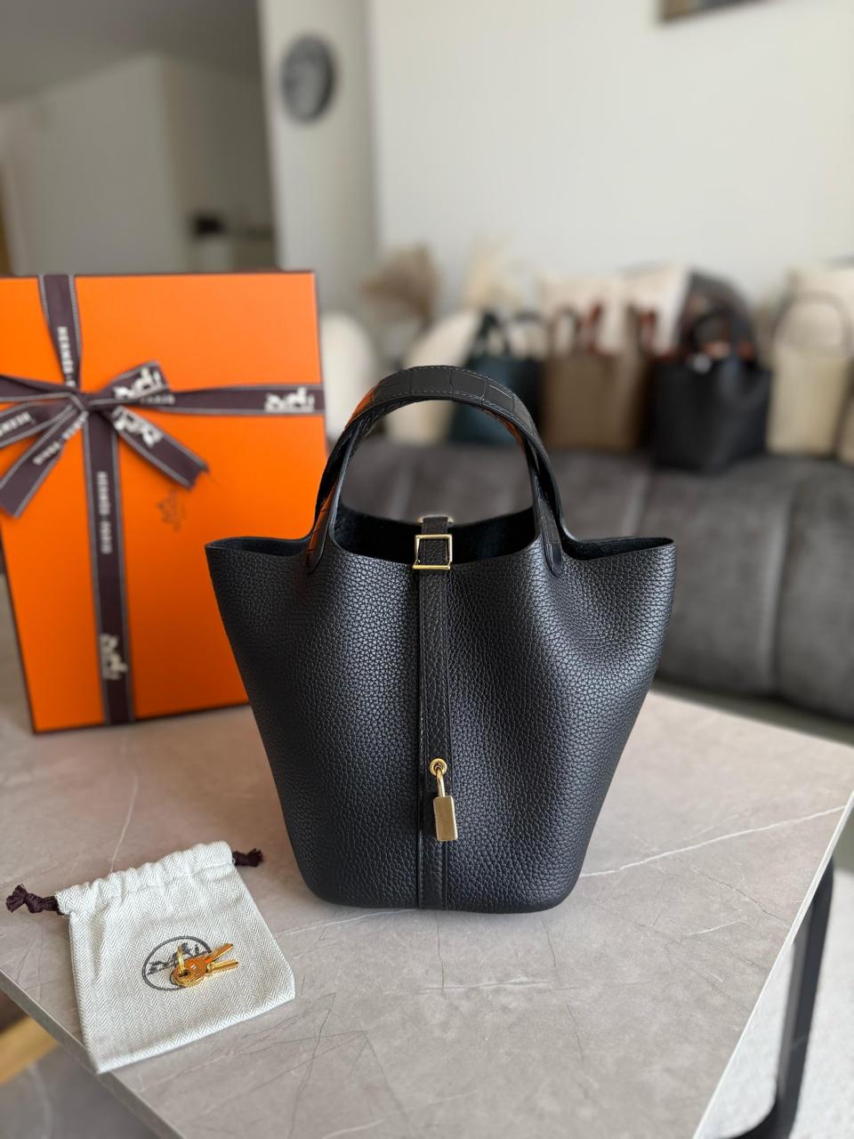 Ladies Herm**s bags