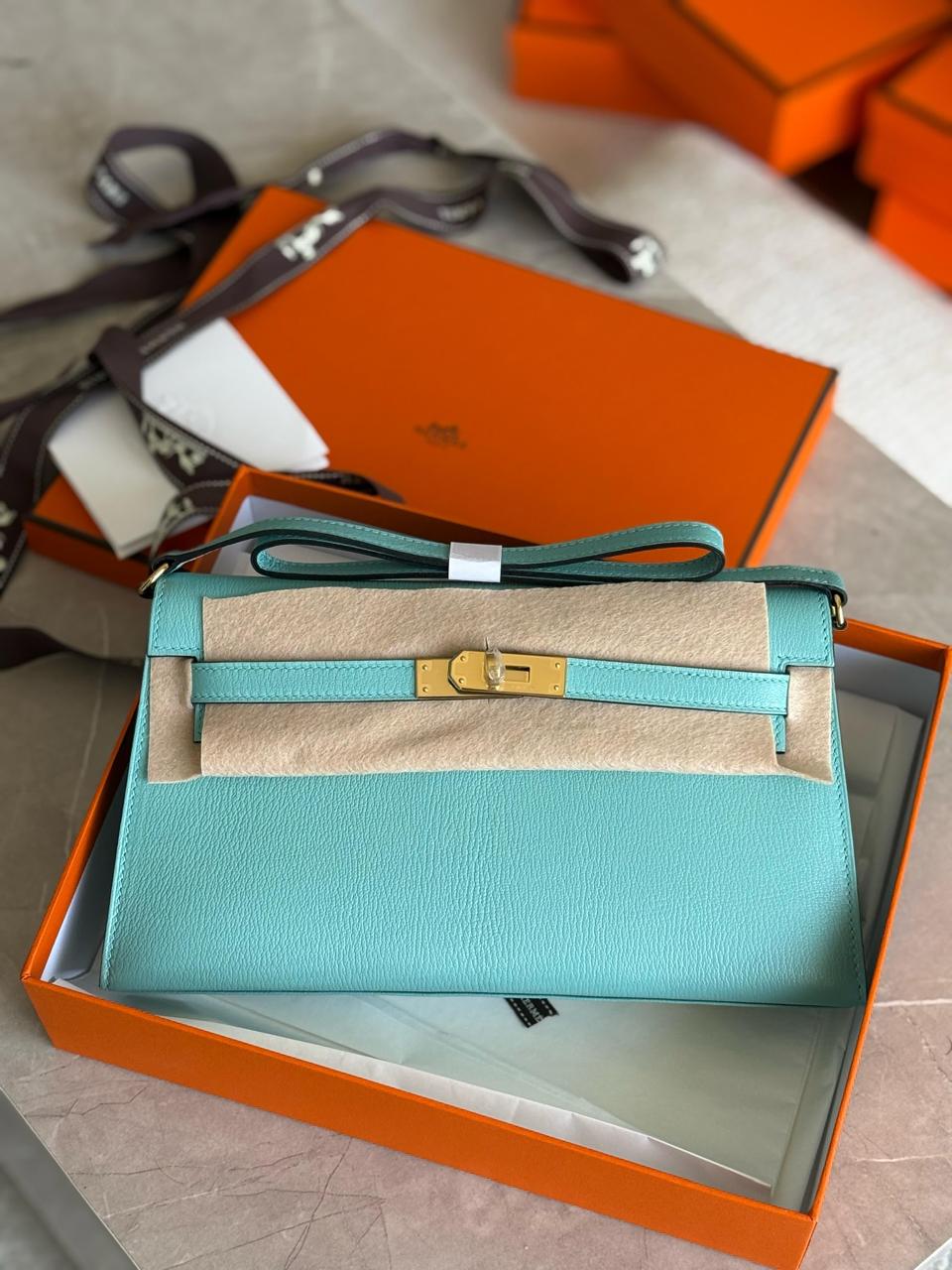 Ladies Herm**s bags