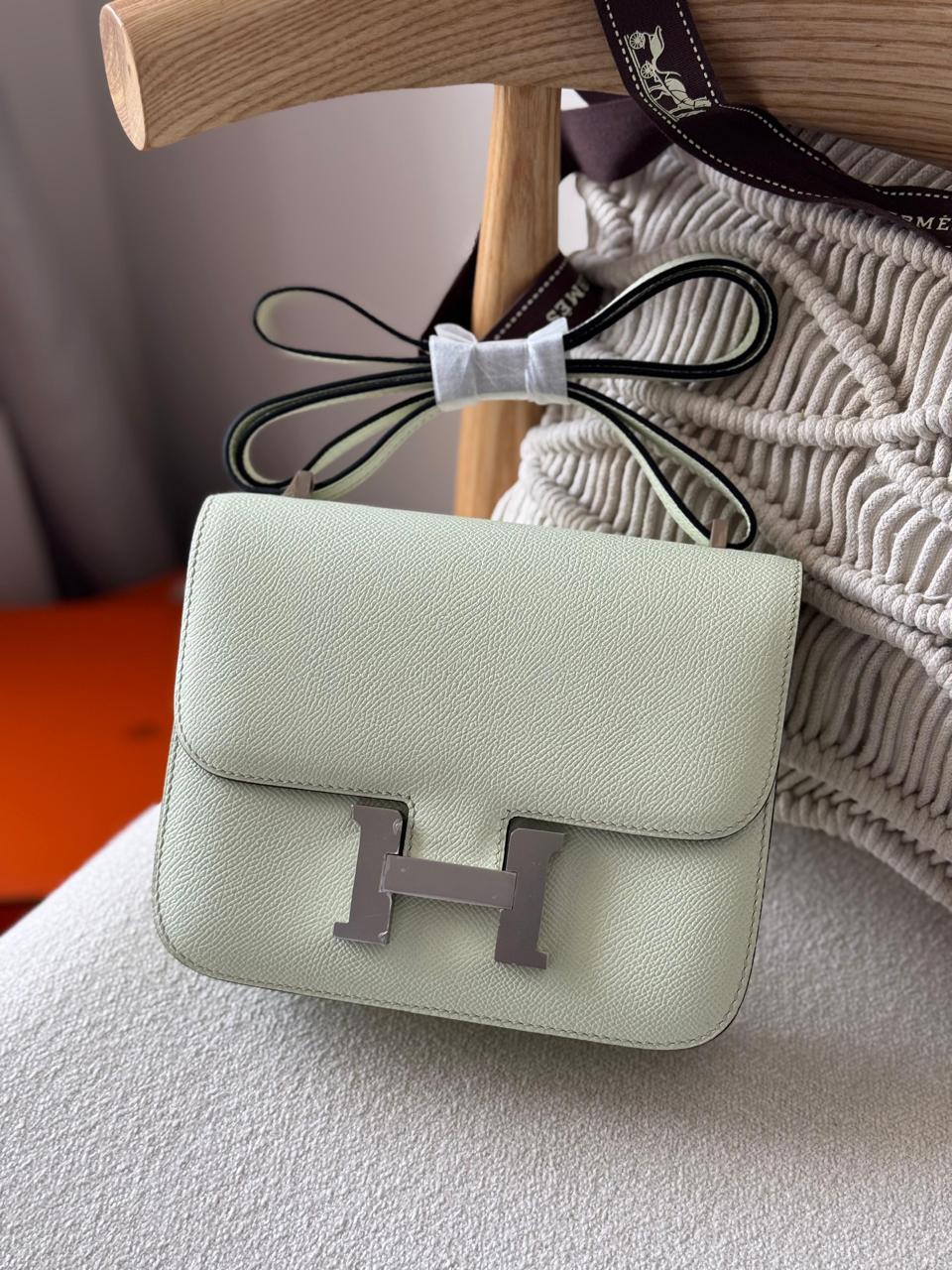 Ladies Herm**s bags