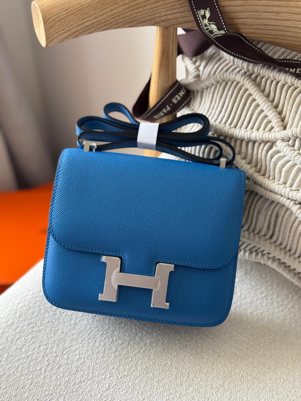 Ladies Herm**s bags