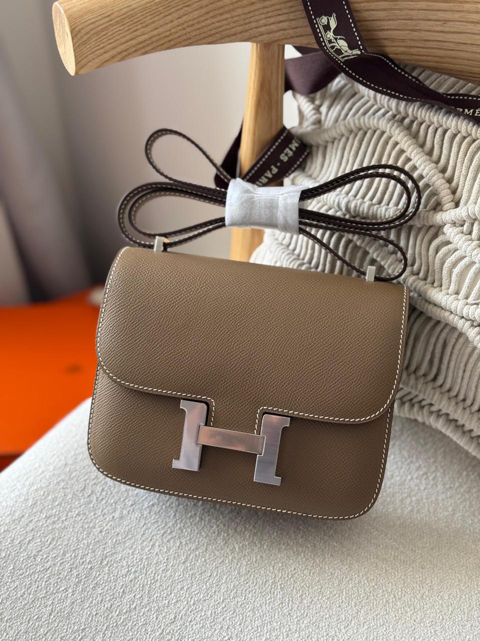 Ladies Herm**s bags