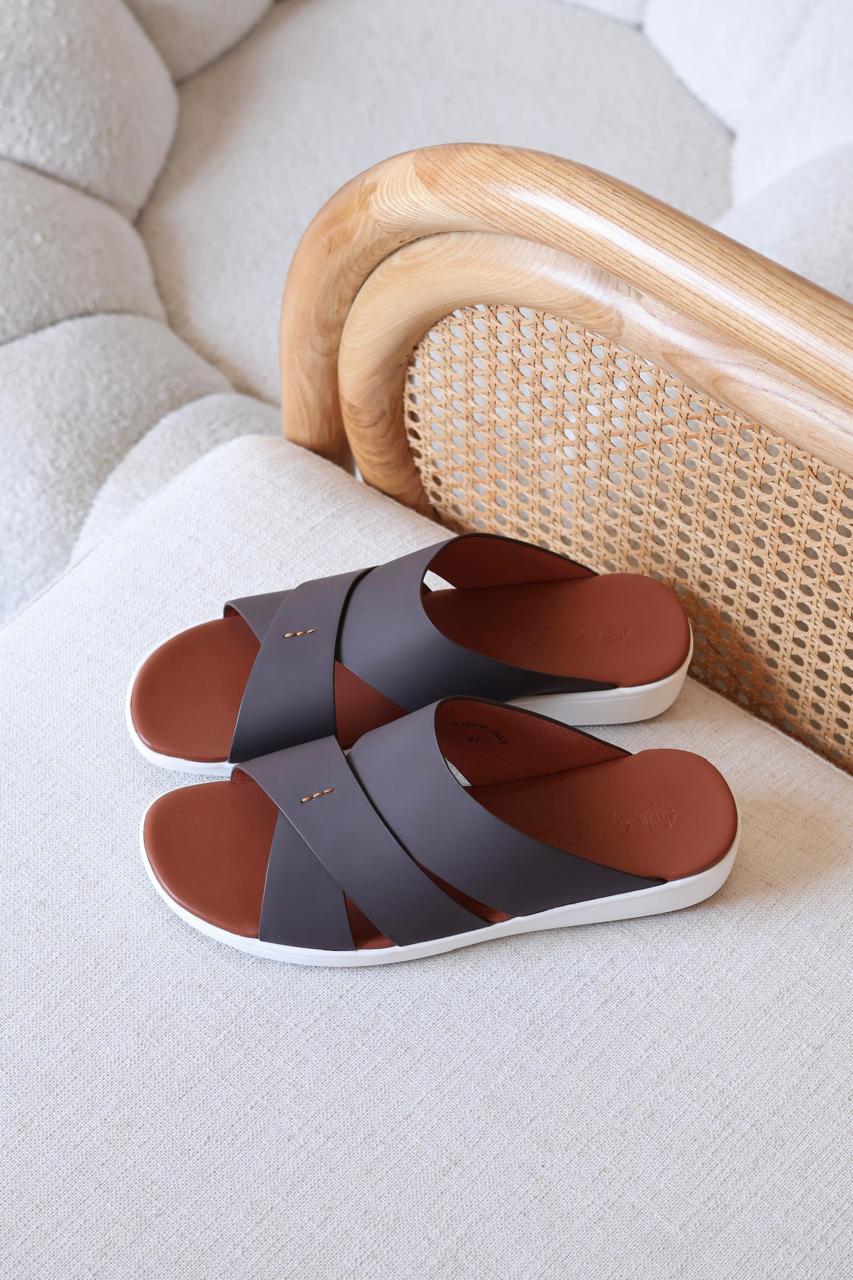 Men slippers