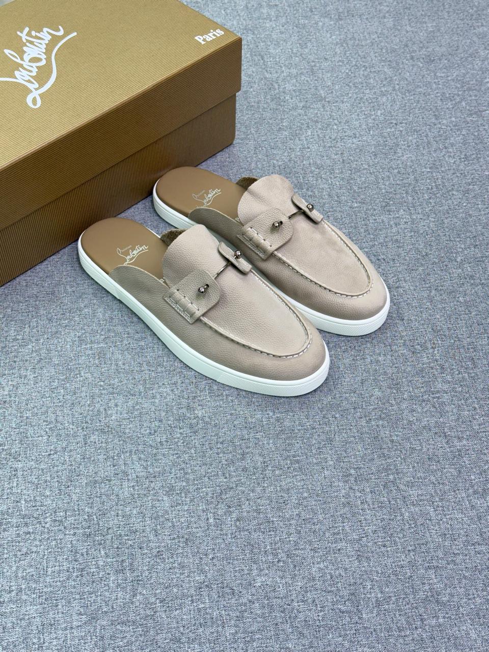 Men slippers