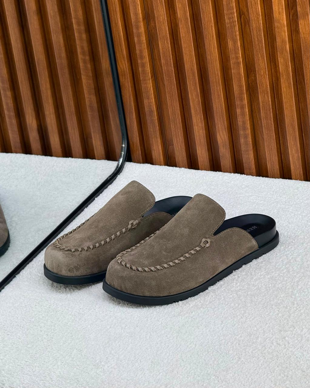 Men slippers